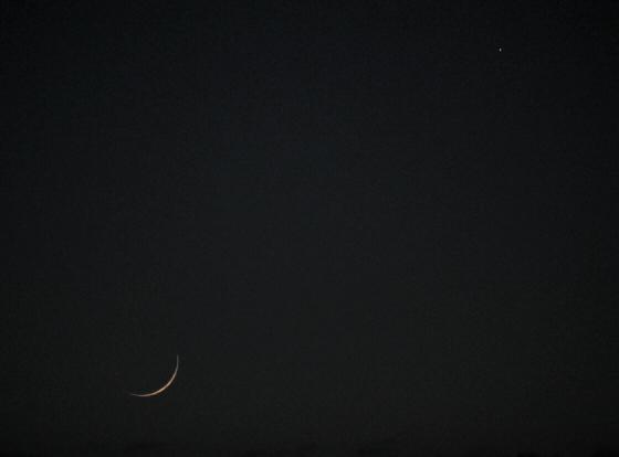 Close approach of Jupiter and the Moon